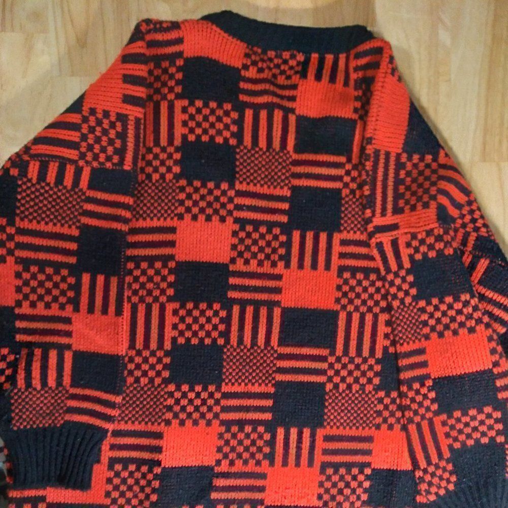 Vintage Geometric Checkers Pattern Knit Sweater - Picture 3 of 6
